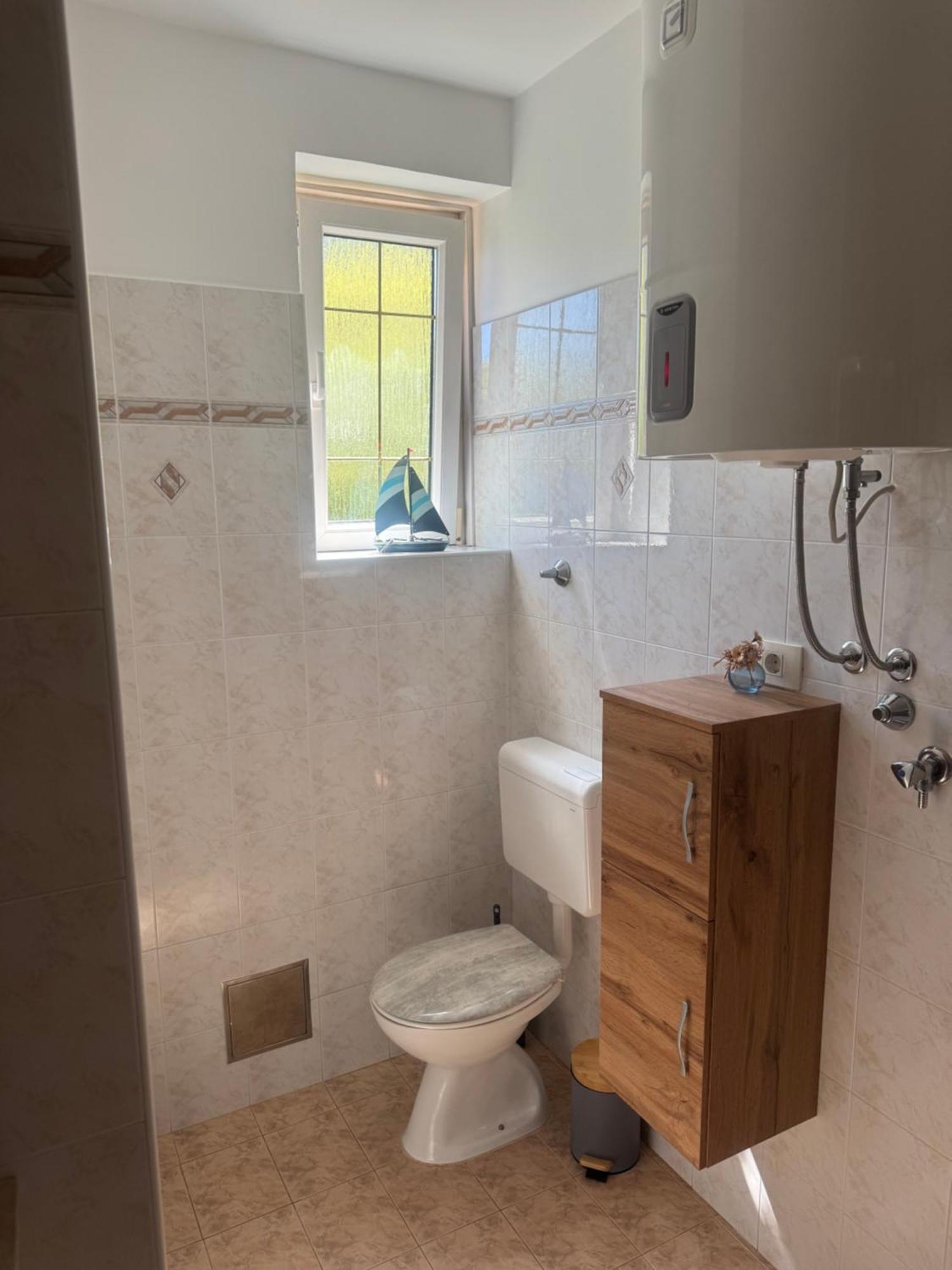 Apartmaji Pri Bosi Nogi Ізола Екстер'єр фото